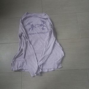 Lavender Under Armour   Shirt Youth XL  long sleeve
